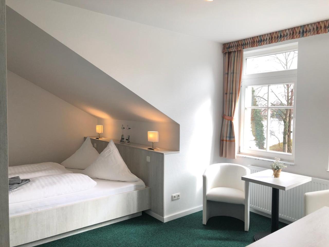 Neu-Helgoland Hotel Berlijn Buitenkant foto