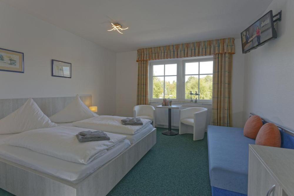 Neu-Helgoland Hotel Berlijn Buitenkant foto